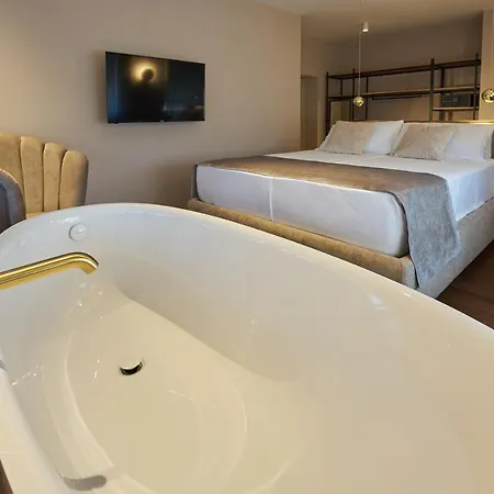 Dolcemente Garni Superior Hotel