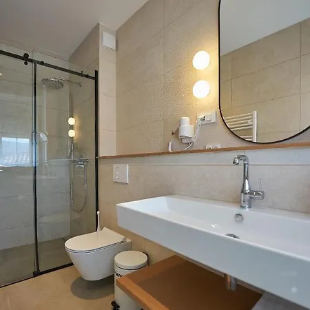 Dolcemente Garni Superior Hotel 3*