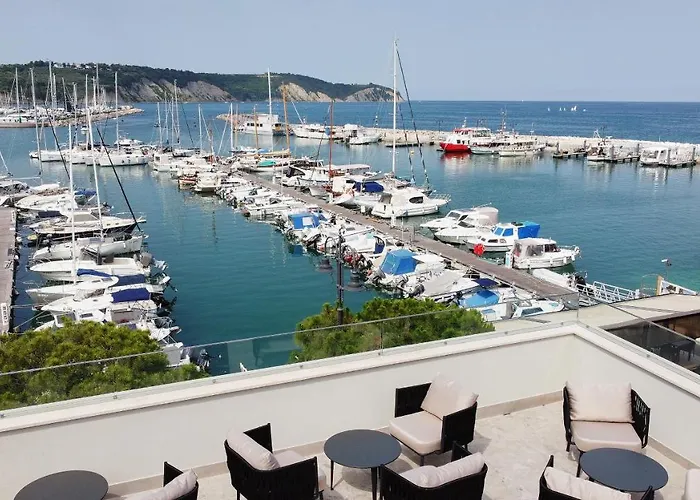 Dolcemente Garni Superior 3*